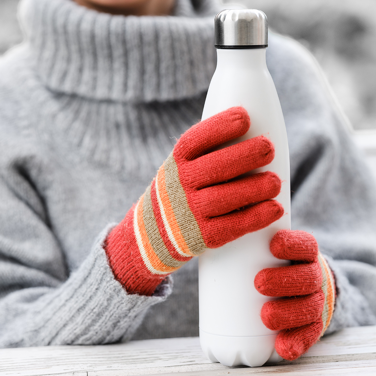 R08433.06 - Butelka termiczna Inuvik 700 ml, biały 